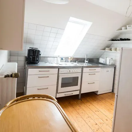 Kanalvilla - Urlaub Am Nord-Ostseekanal - Zwei Ferienwohnungen Im Angebot- Eine Im Dachgeschoss Und Eine Wohnung Mit Garten Sehestedt  Eksteriør billede