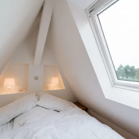 Kanalvilla - Urlaub Am Nord-Ostseekanal - Zwei Ferienwohnungen Im Angebot- Eine Im Dachgeschoss Und Eine Wohnung Mit Garten Sehestedt  Eksteriør billede